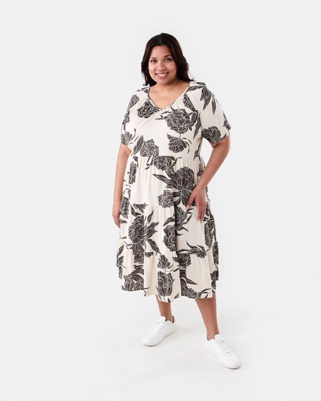 Curve Short Sleeve Midi D