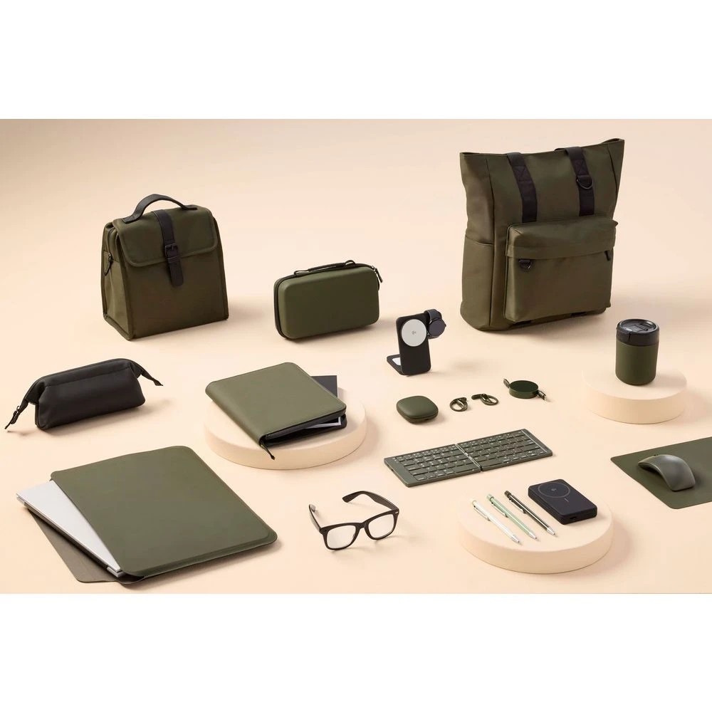 7 Otto On The Go Wireless Earbuds Dark Green, 7 of 7
