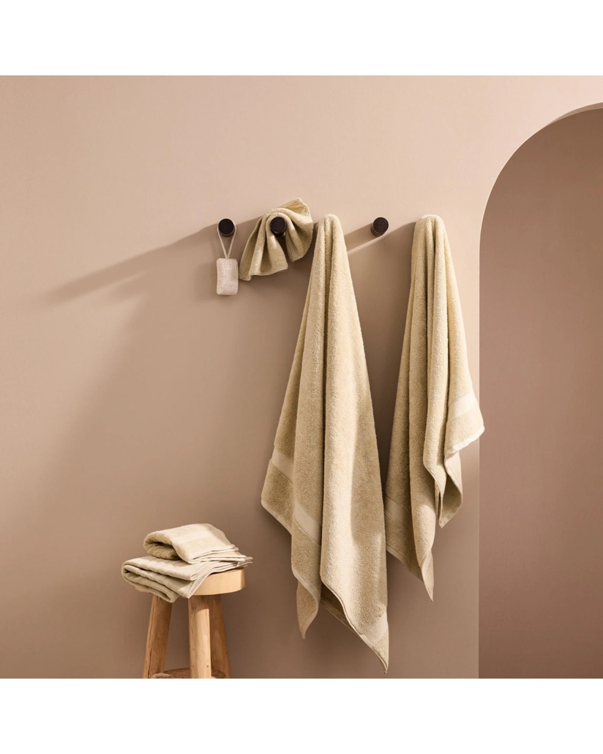 3 Bedding co 5pc Egyptian Cotton 700GSM Luxury Towel Set Plush French - Beige, 3 of 4