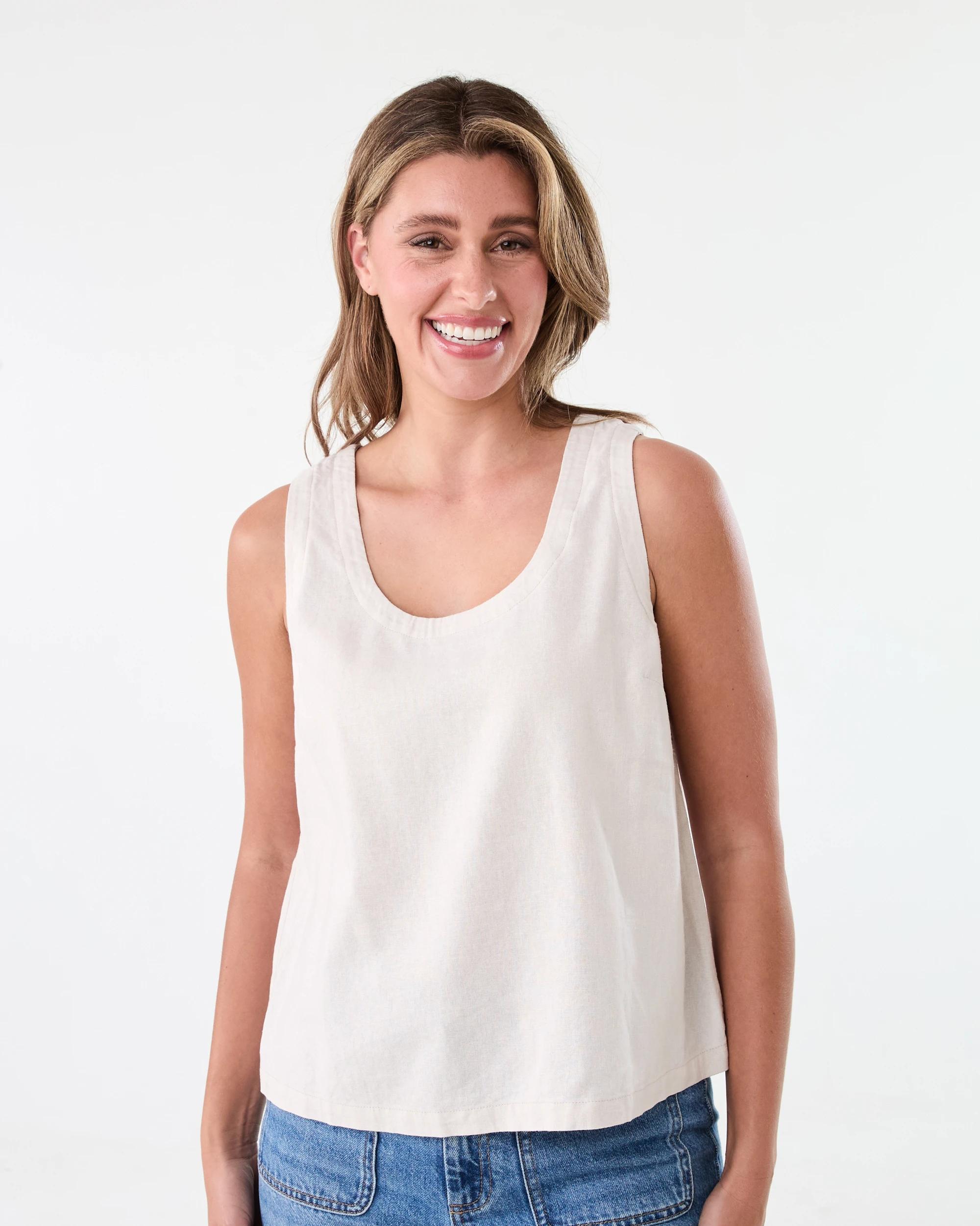 1 Sleeveless Linen Blend Scoop Neck Tank Nat Beige, 1 of 6