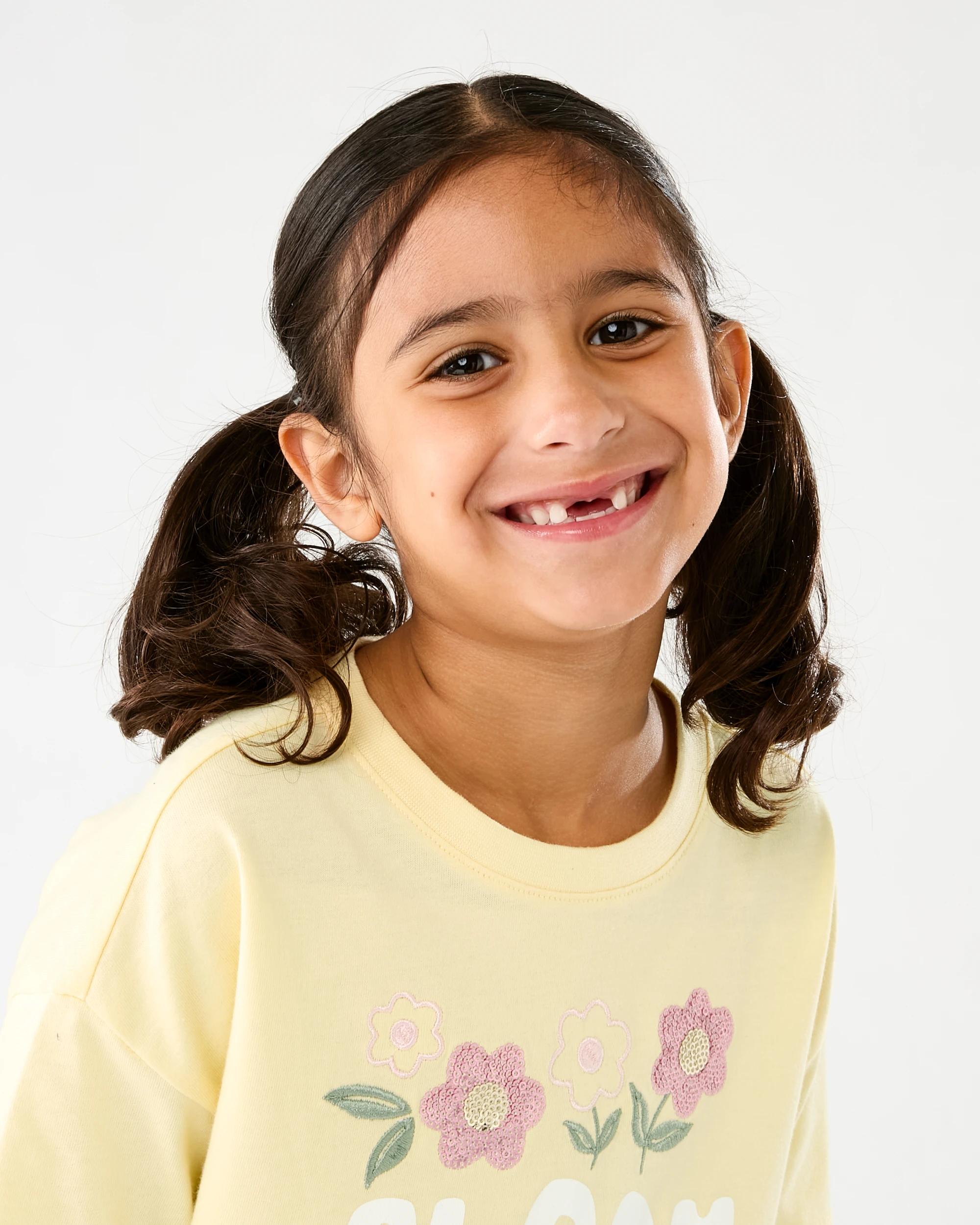 3 Short Sleeve Oversized Embroidered T-shirt Ylw Flwrs, 3 of 5