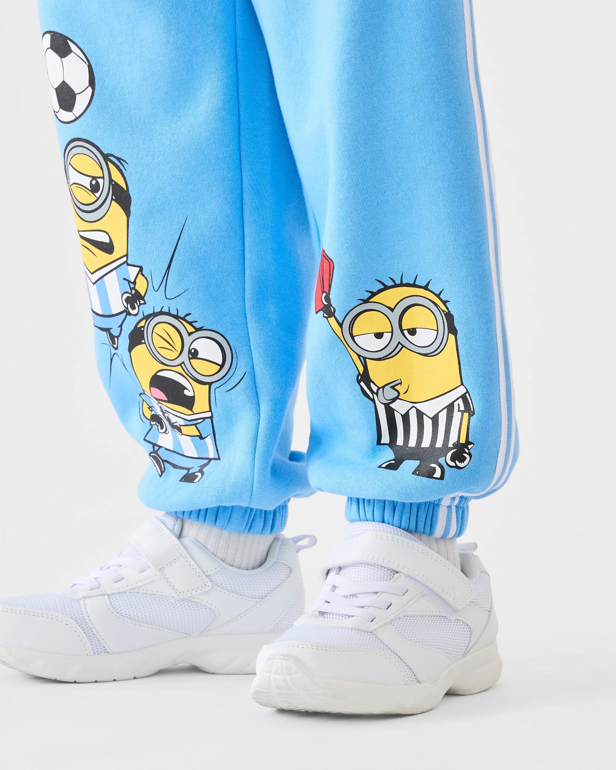 6 Minions License Printed Trackpants Minions, 6 of 8
