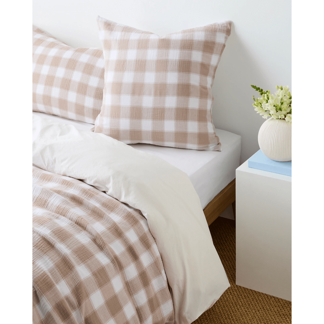 1 Target Cameron Muslin European Pillowcase
 - Queen Bed
 - Natural, 1 of 2