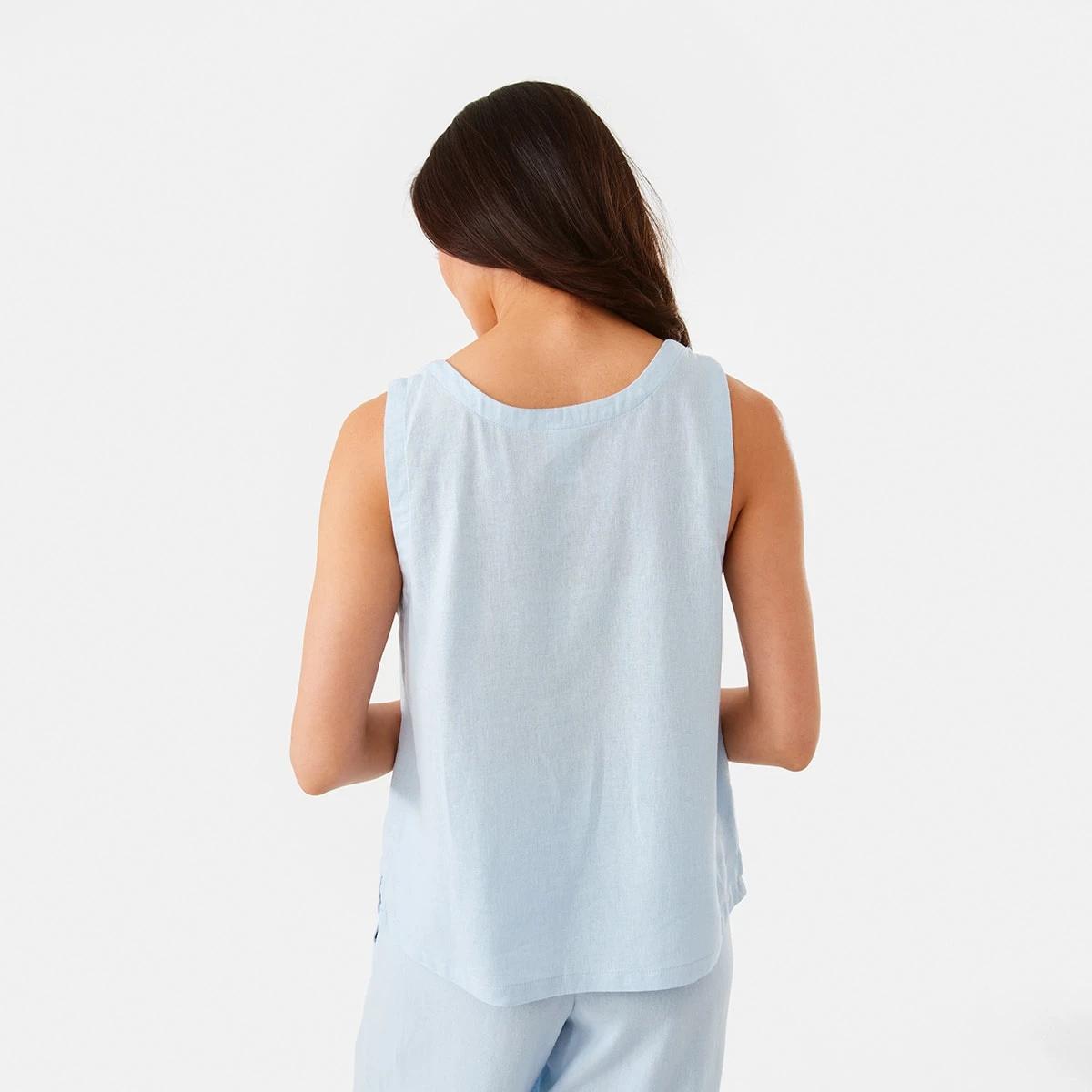 3 Sleeveless Linen Blend Scoop Neck Tank Blu Bysde, 3 of 8