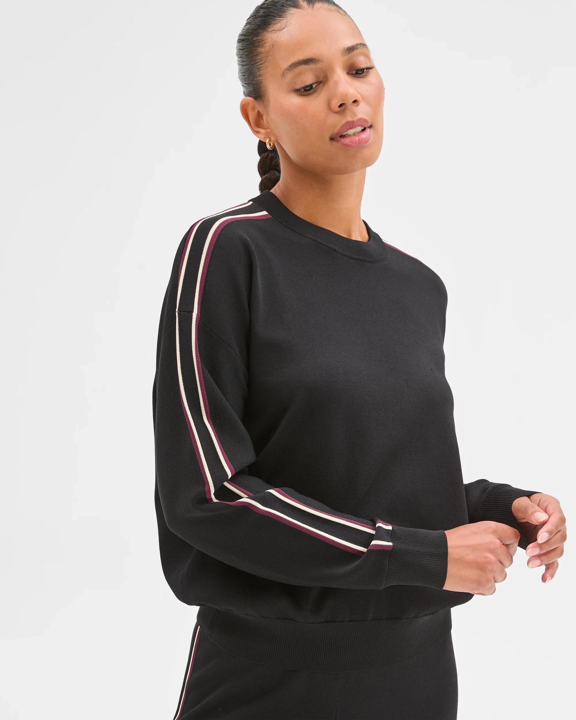 3 Target Active Active Studio Long Sleeve Crew Neck Crepe Top BLACK/COCOA/OATMILK, 3 of 8