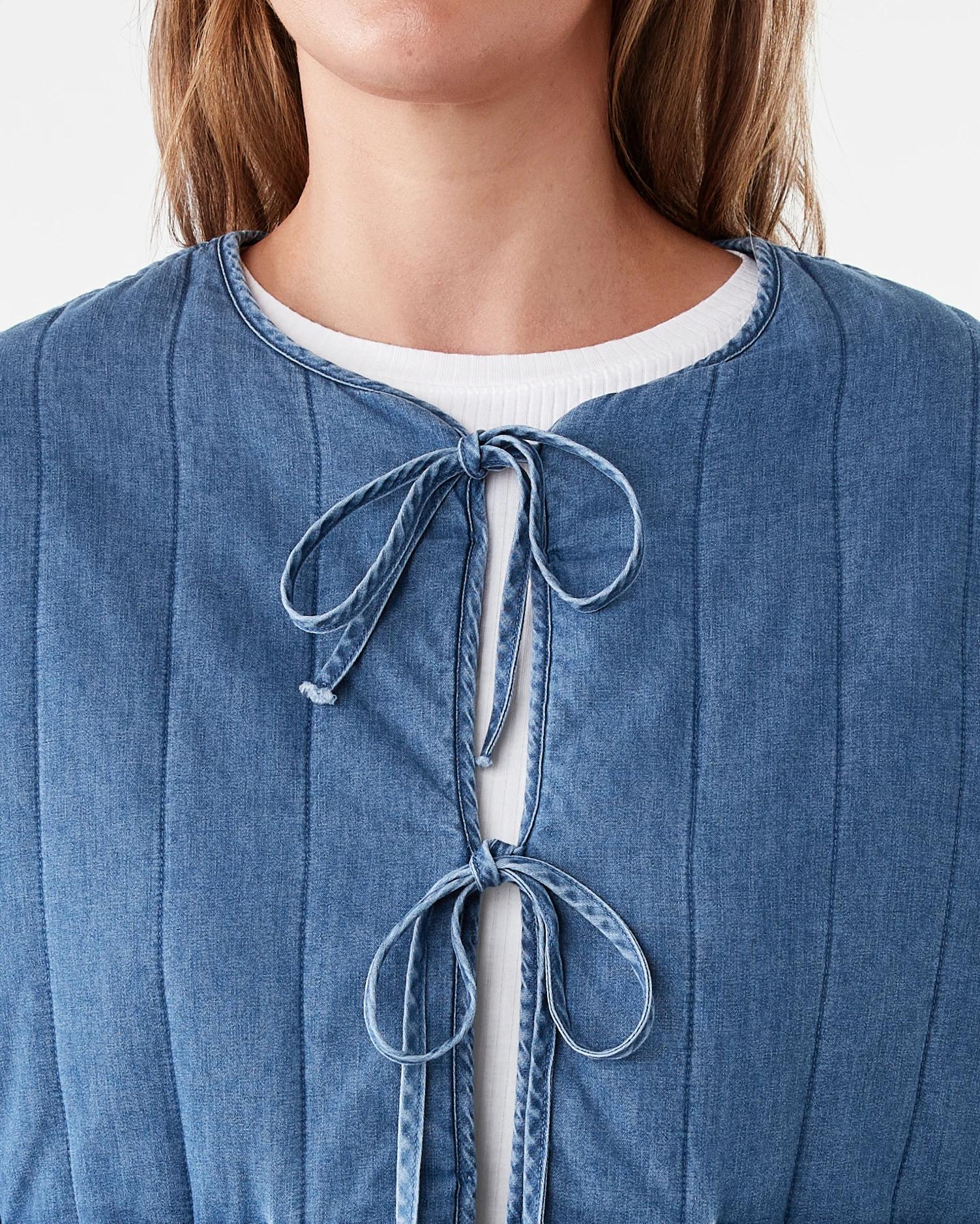 5 Chambray Quilted Tie Shacket Blu M Wsh, 5 of 7