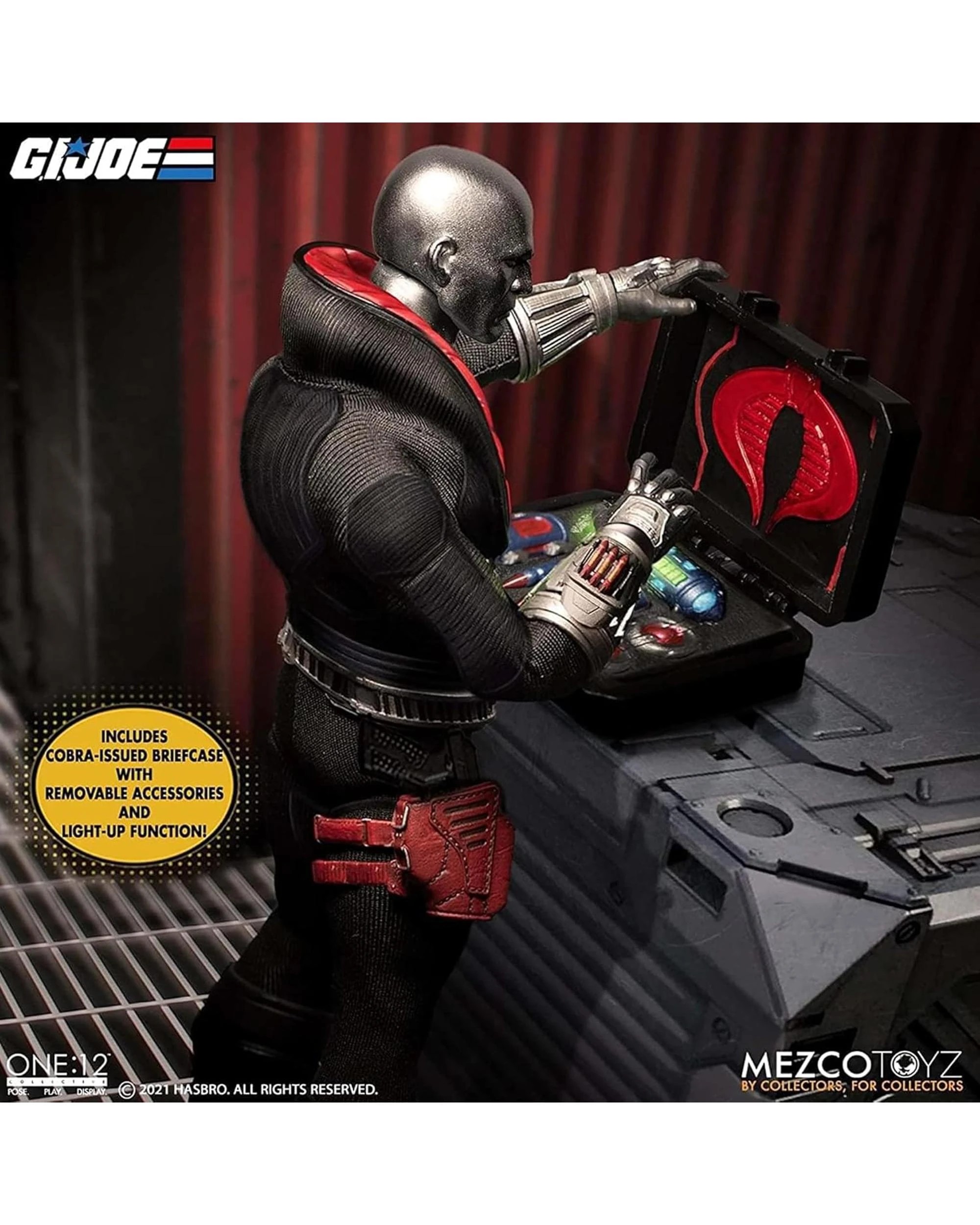2 Mezco Toys G.I Joe Destro ONE:12 Collective Figure, 2 of 5