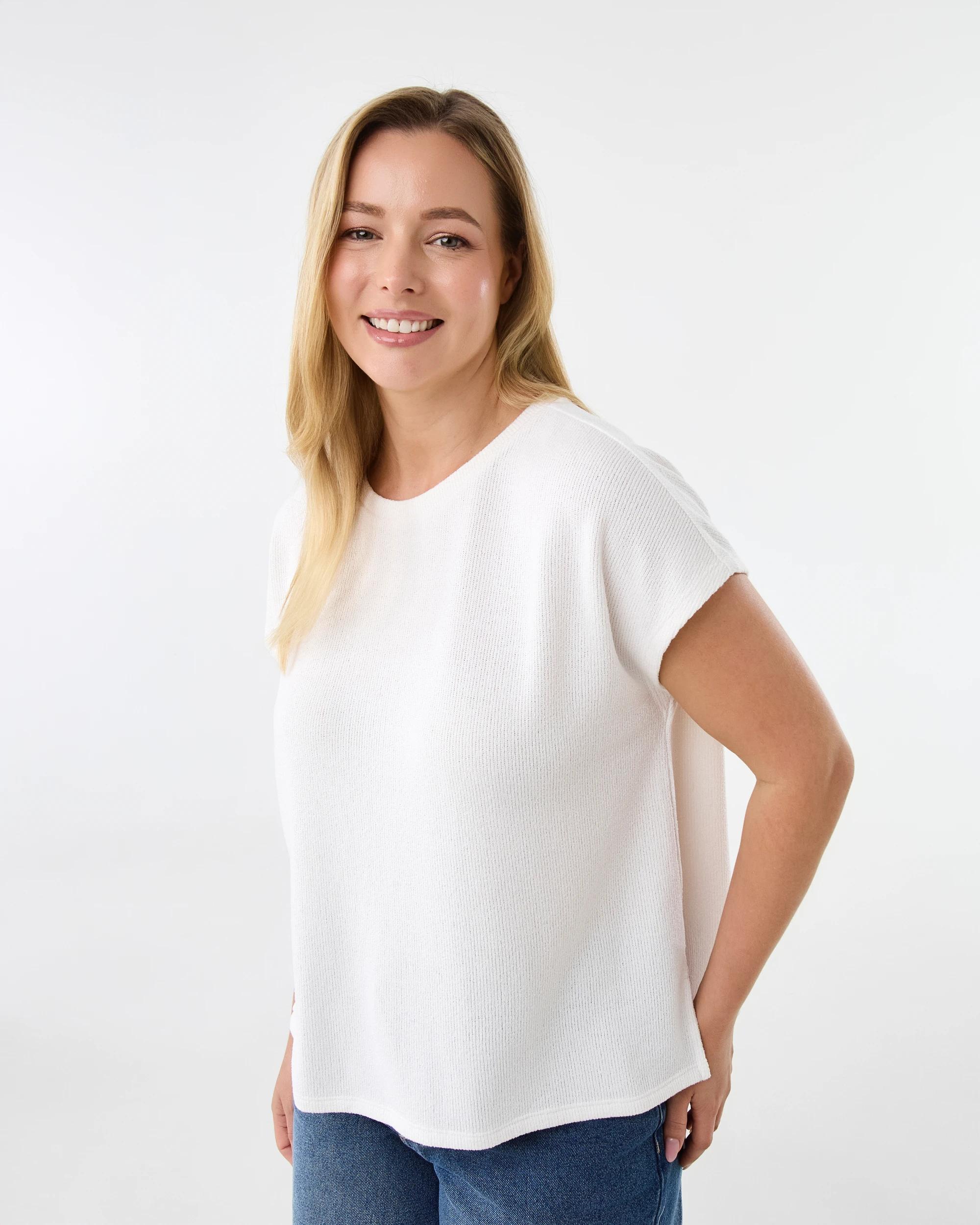 2 Short Extended Sleeve Textured Top Cld White, 2 of 5