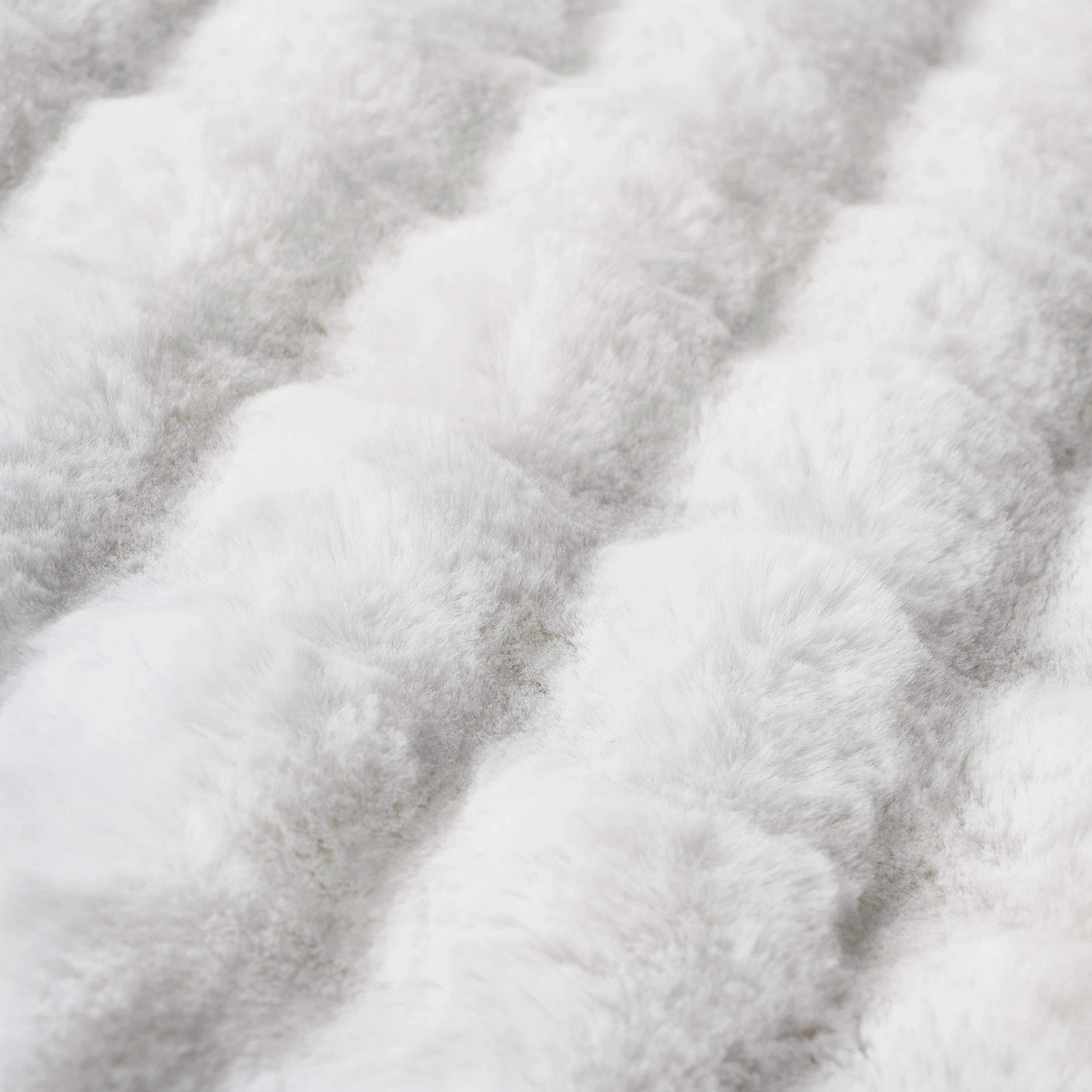 5 Common Ground Rugs PureForm 32 100x100cm - White, 5 of 8