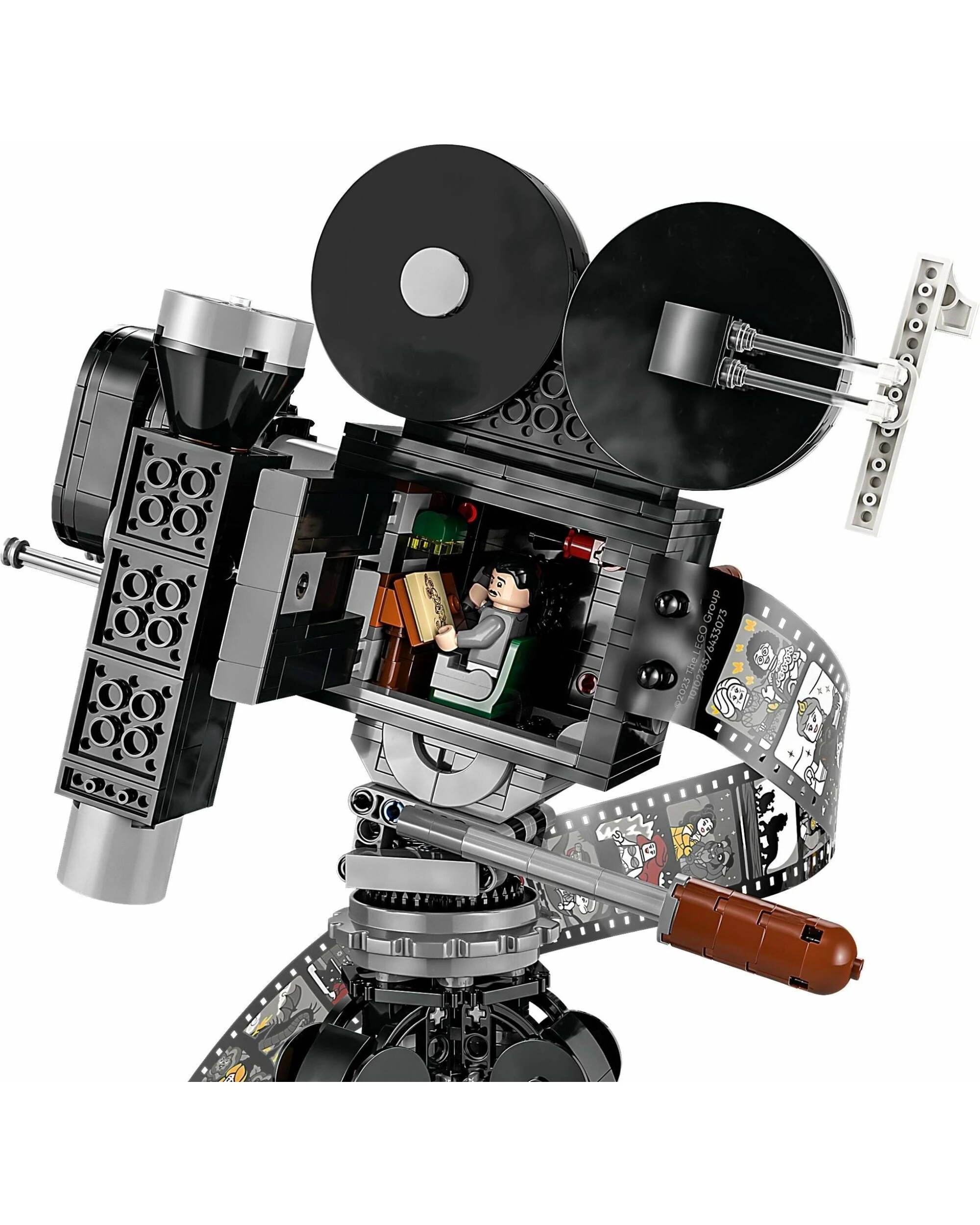 3 LEGO Disney 43230 Walt Disney Tribute Camera, 3 of 5