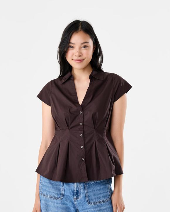 Short Sleeve Pleat Detail Shirt