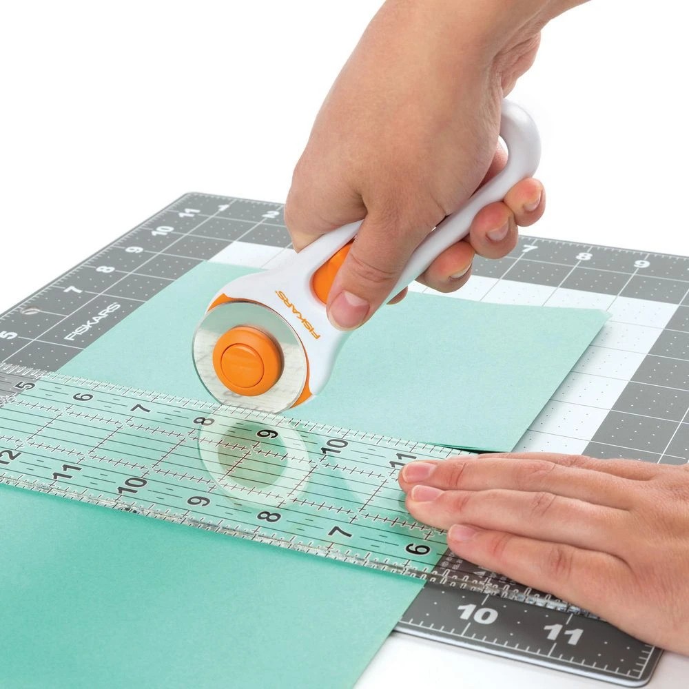 2 Fiskars Cutting Mat 12x12", 2 of 2