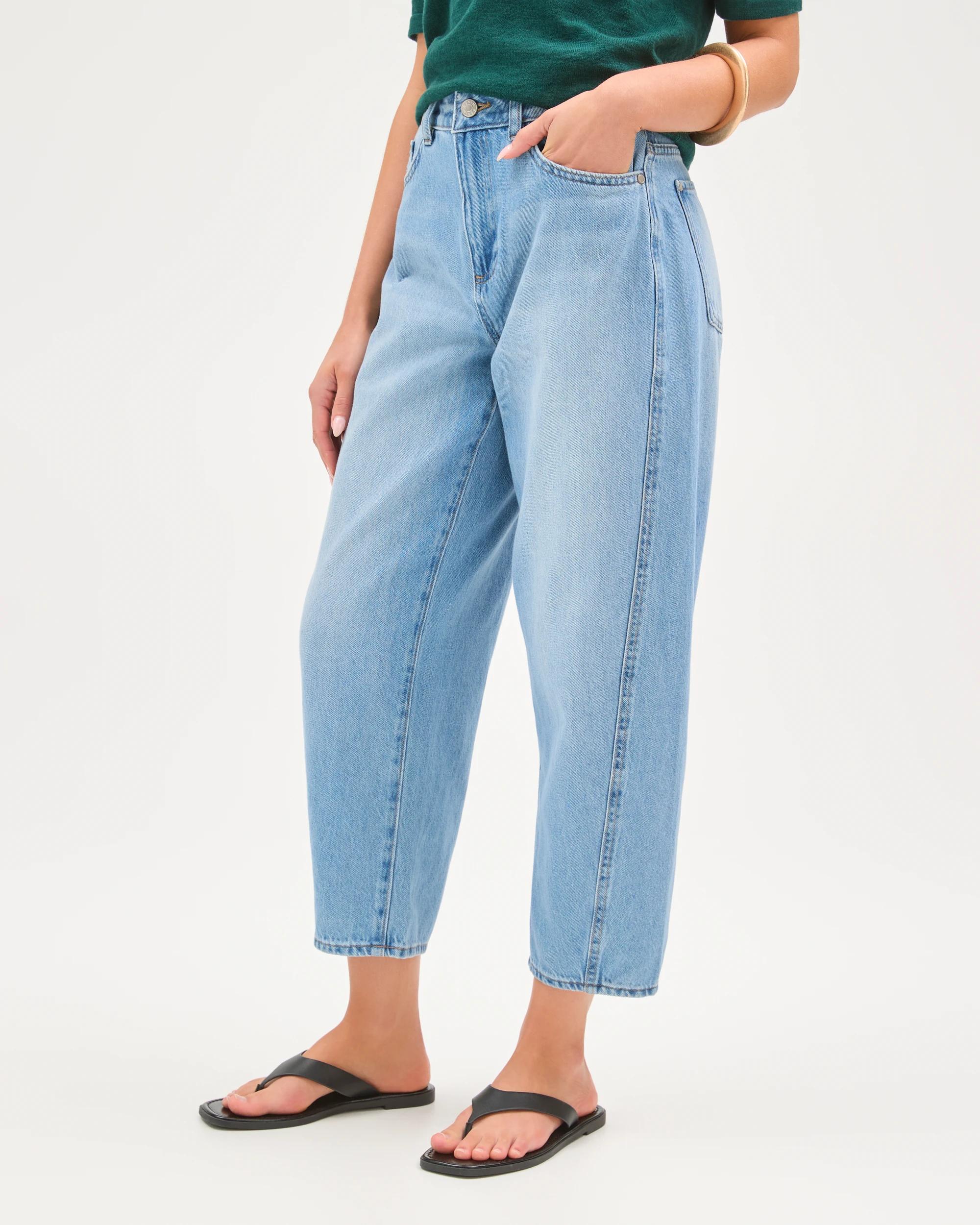 6 Target Petites Harper Barrel Leg Denim Jeans FADED BLUE, 6 of 7