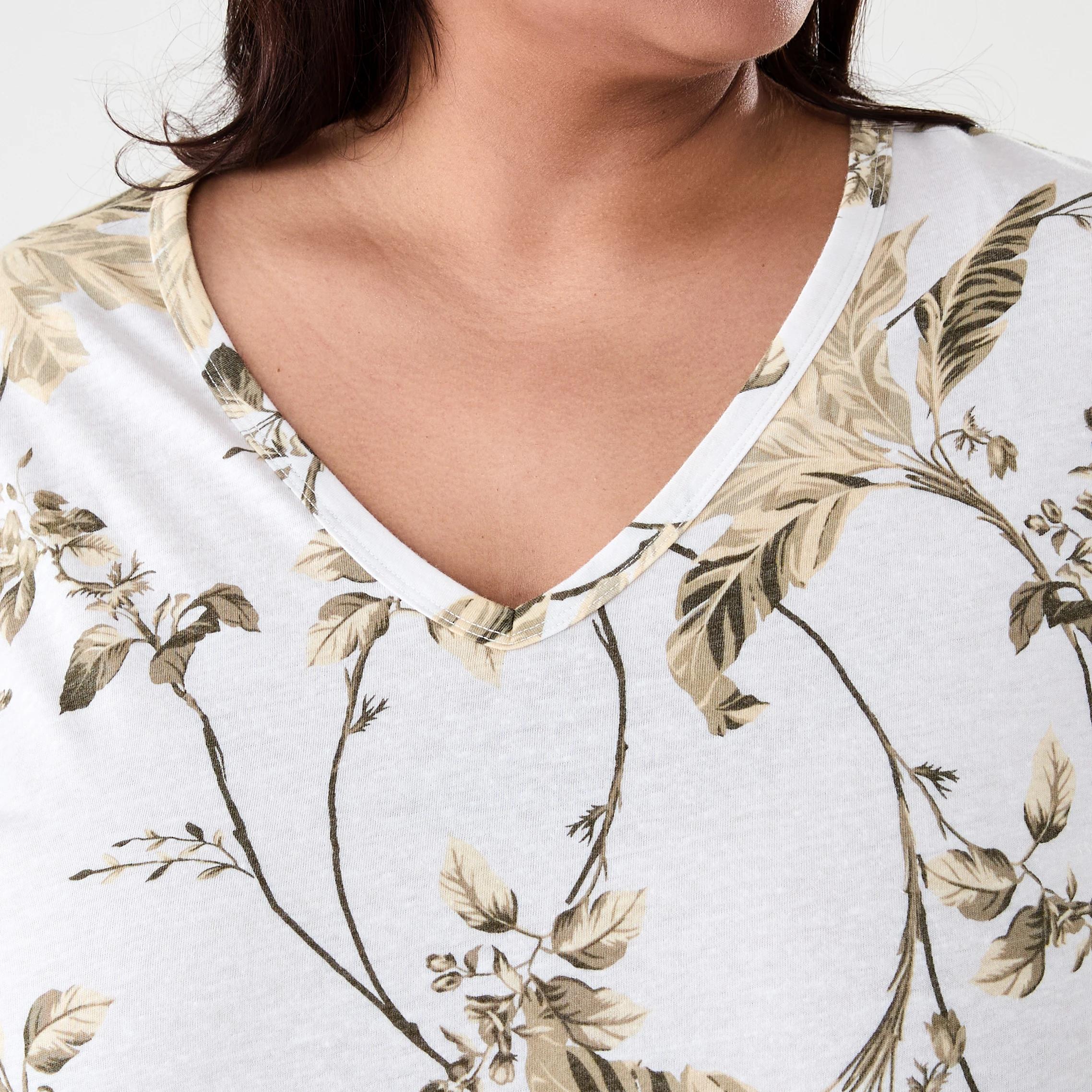 5 Curve Short Sleeve Print V-neck T-shirt Tropical, 5 of 6