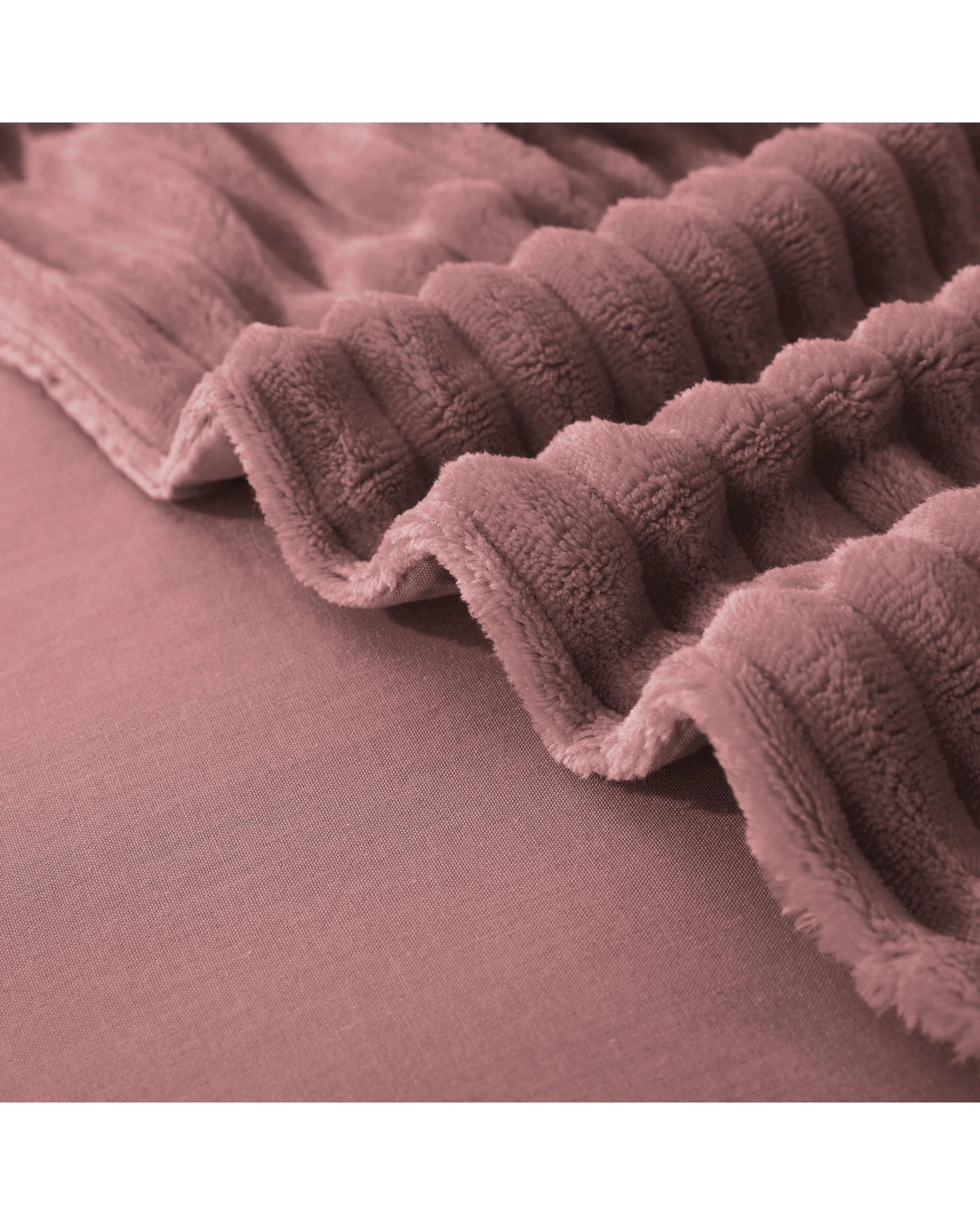 7 Dreamaker Signature Embossed Corduroy Fleece Quilt Cover Set - Double Bed - Blush, 7 of 8