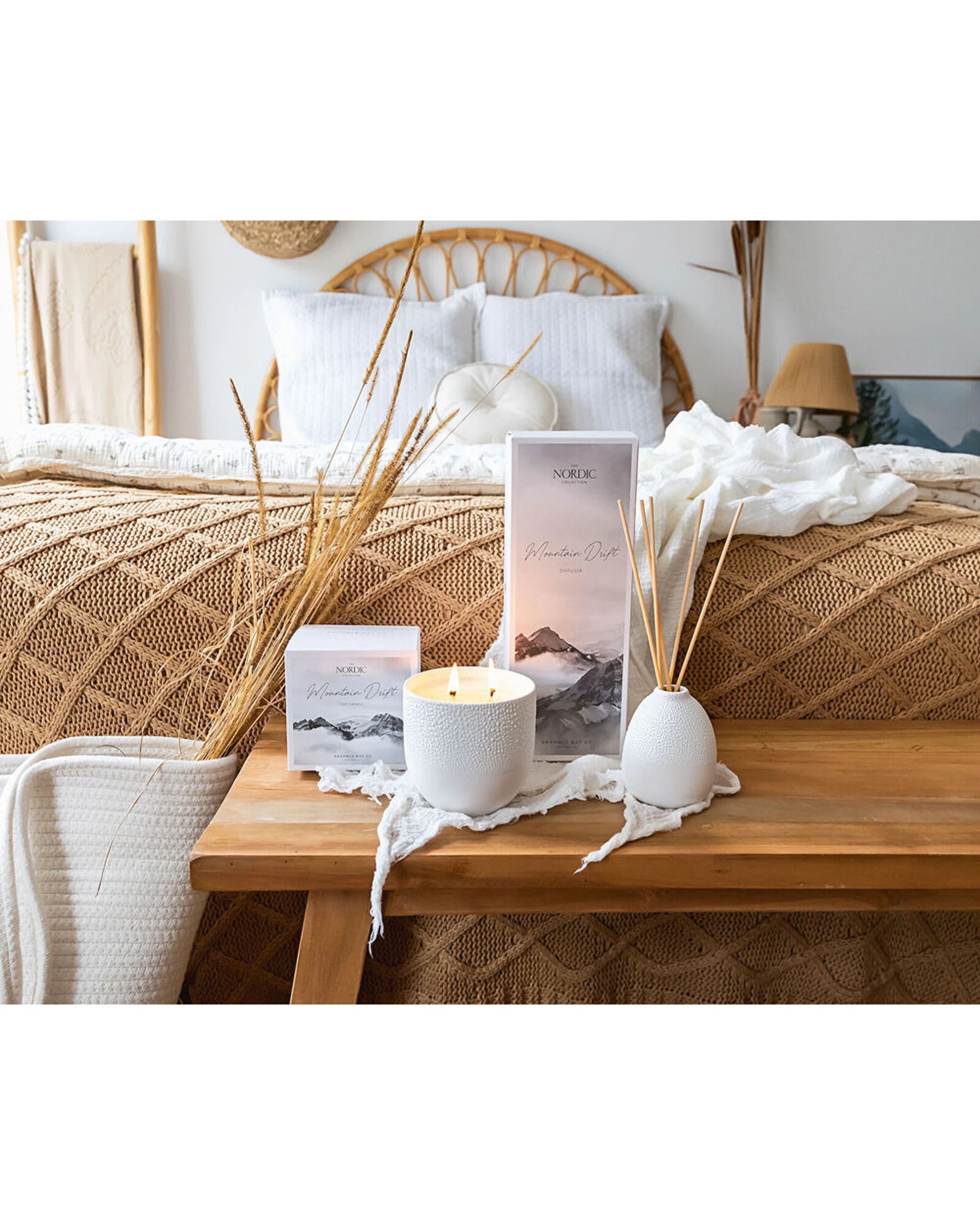 3 Bramble Bay Nordic Mountain Drift Scented Candle Fir Needle Bergamot & Musk 400g - White, 3 of 5