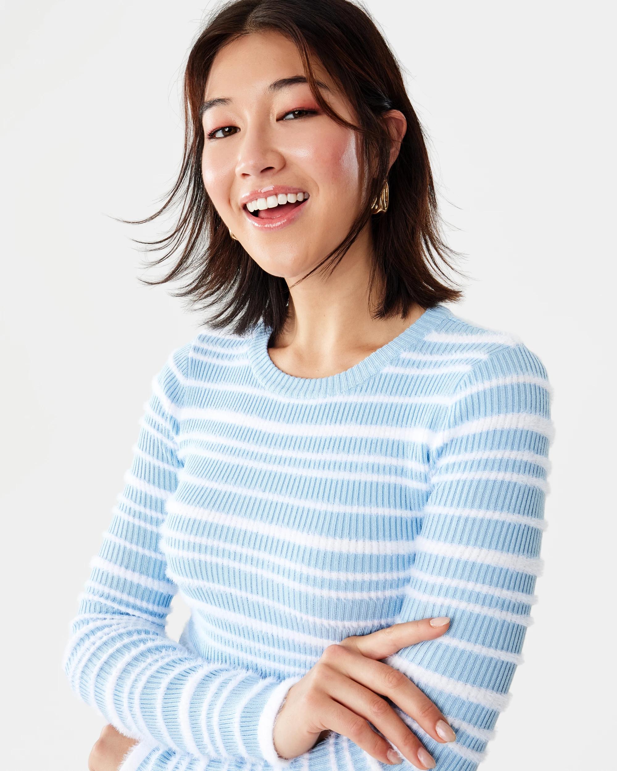5 Long Sleeve Eyelash Top Chmbr Blue, 5 of 7